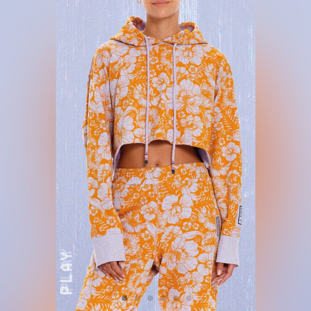 AGUA BENDITA | Katya Embroidered Crop Top Hoodie | Size: Medium